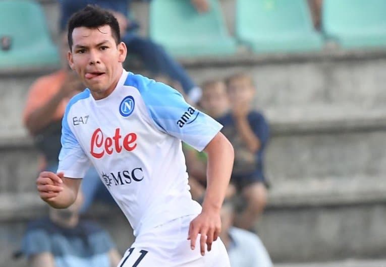 'Chucky' Lozano provoca autogol y el Napoli vuelve a ganar