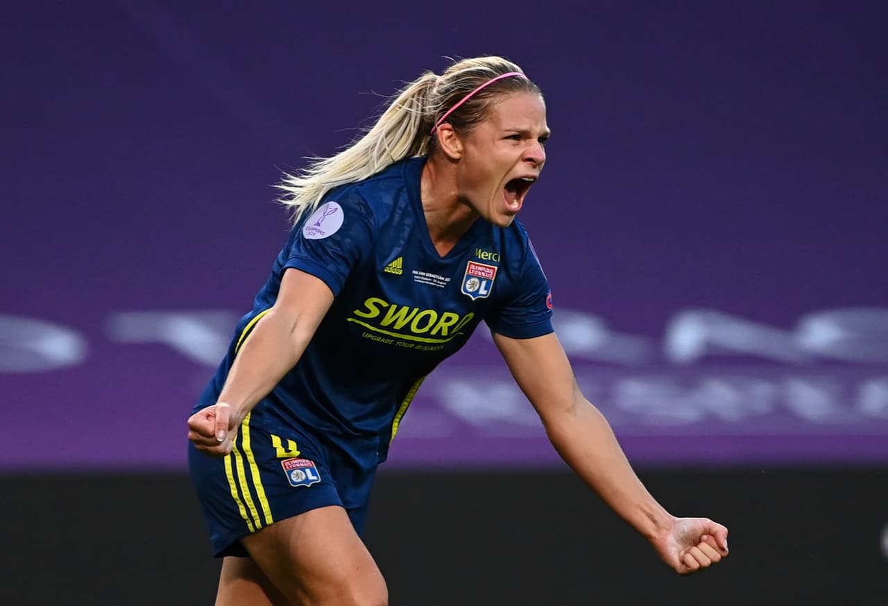 Con goles de Le Sommer, Kumagai y Gunnarsdottir por parte del Lyon, el equipo francés levanta su quinta copa consecutiva y séptima en su historia. Wolfsburg simplemente no pudo y sólo anotó una diana.
