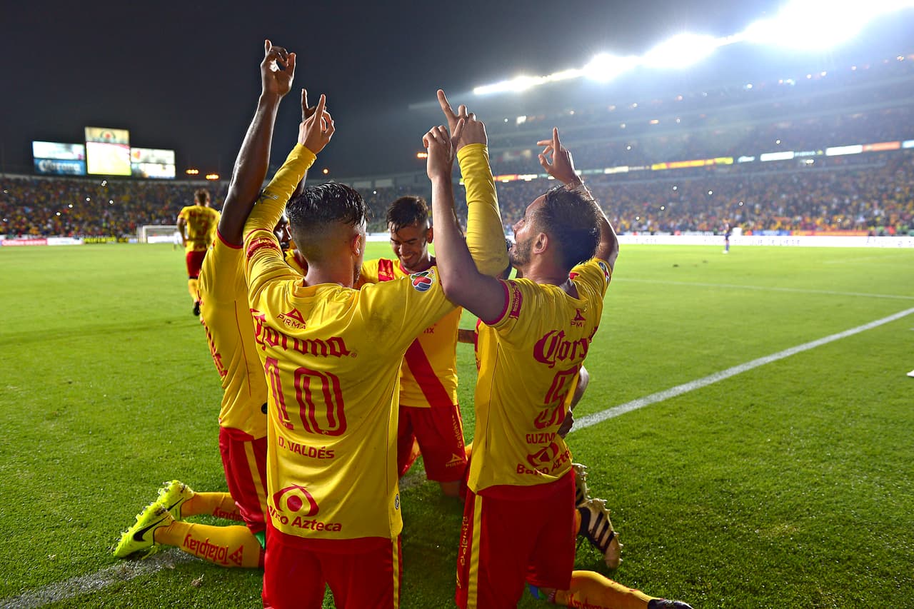 En el festejo los purépechas demostraron que hay unión en el vestidor.