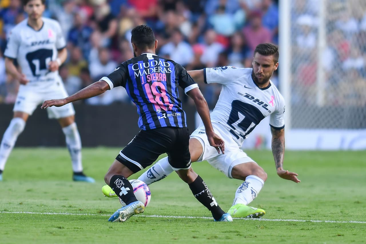 Con goles de Jordan Sierra (26), Aké Loba (29) y Enrique Triverio (82), Querétaro golea y se lleva los tres puntos en casa.