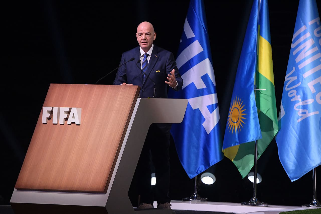 Gianni Infantino es reelegido como presidente de la FIFA por aclamación