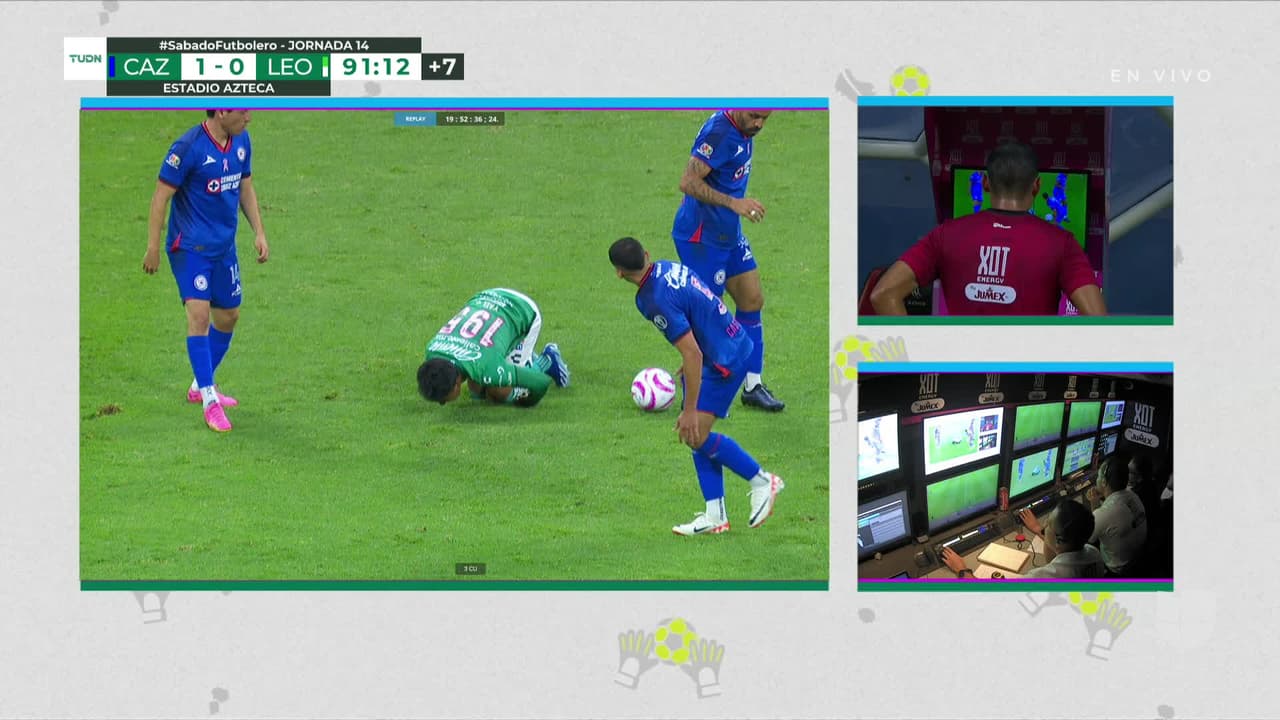 ¡TIRO ATAJADO! disparo por José Castillo.