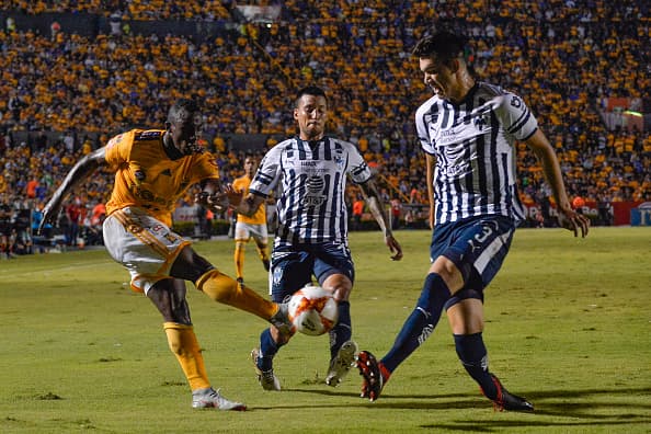 <b>LO PEOR:</b> Sin espectáculo durante el Tigres - Monterrey que finalizó empatado sin anotaciones. El Clásico Regio quedó a deber en todos los aspectos.