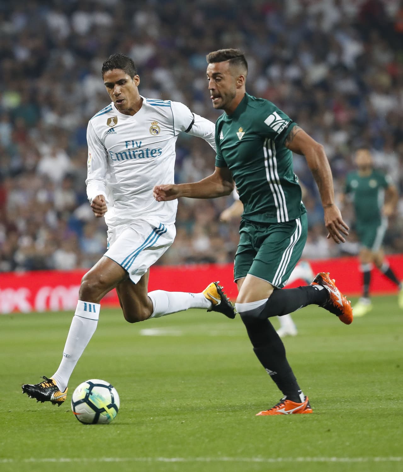 Durante los primeros 60 minutos de partido, Betis tuvo en buena parte el dominio del balón.
