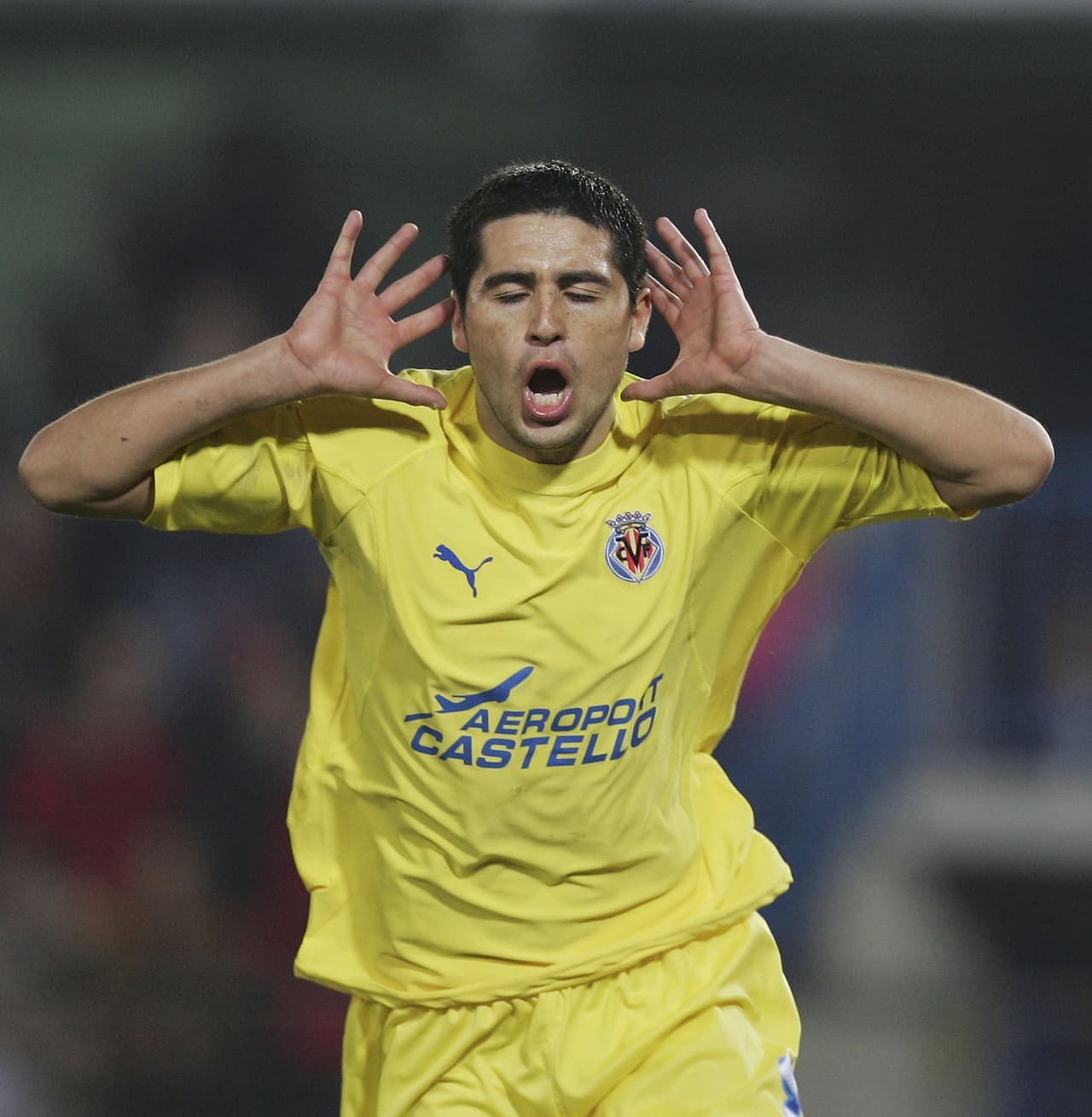 Juan Román Riquelme marcó huella con el Villarreal de La Liga pues ayudó al equipo de Castellón a llegar a semis de Champions League en 2006.
