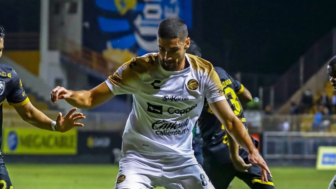 Toño Rodríguez saldrá de Chivas para fichar con Querétaro