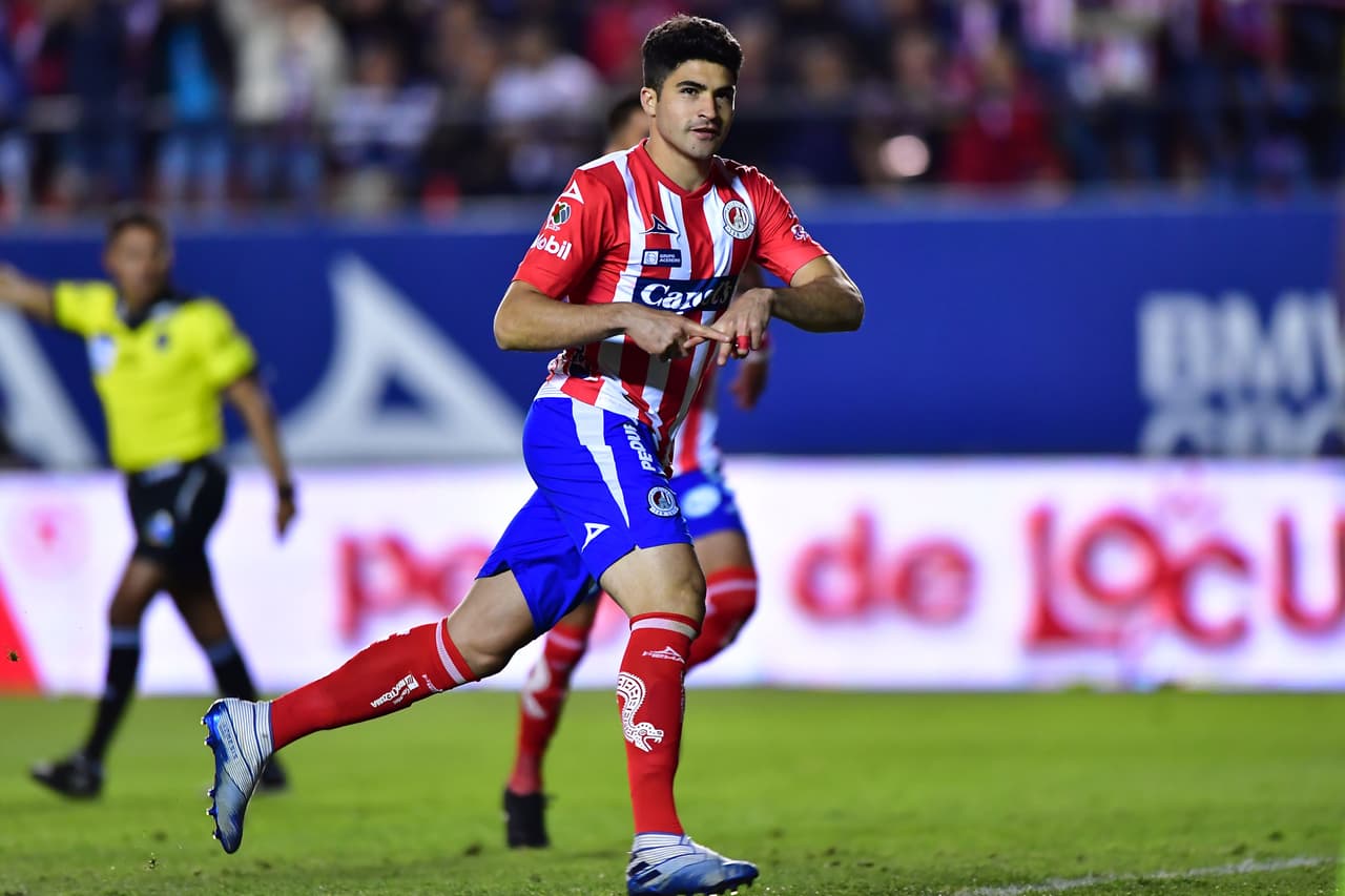 4. Nicolás Ibáñez - Atlético San Luis - 8 goles.