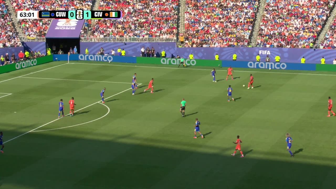 ¡GOL!  anota para Costa de Marfil. Nicolas Pépé