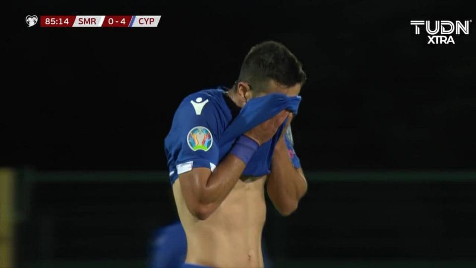 Tiro desviado de Kostas Laifis