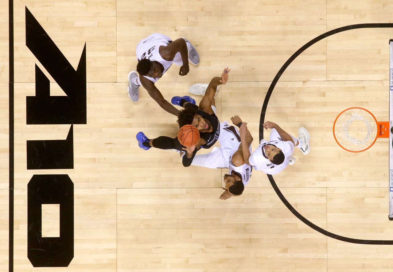 Aunque el torneo se creó en 1939, no fue sino hasta finales de la década de 1960 y principios de la de 1970 que por su popularidad se empezó a televisar nacionalmente e incluso en esos años llegaba a ser más popular que la propia NBA.