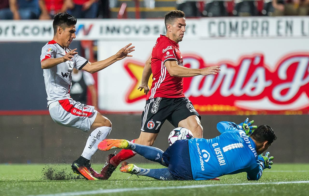 El caucho utilizado en los campos podría afectar la salud de los futbolistas