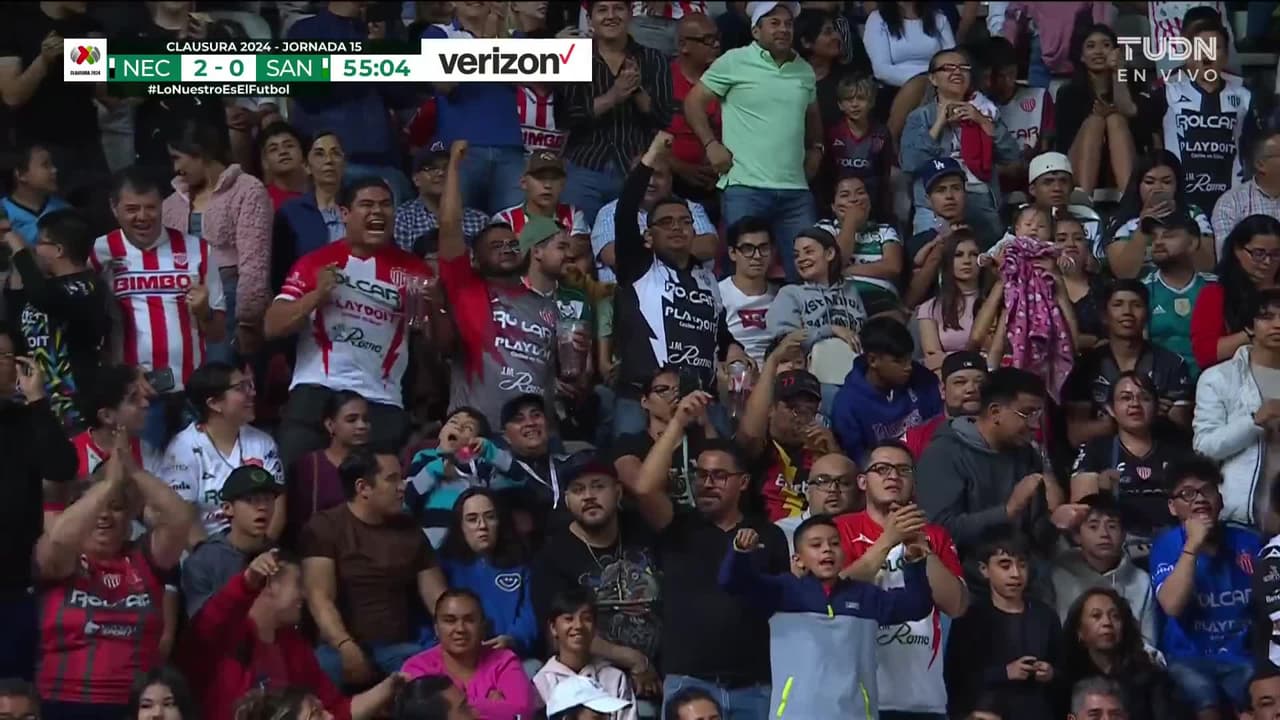 ¡TIRO ATAJADO! disparo por Agustín Oliveros.