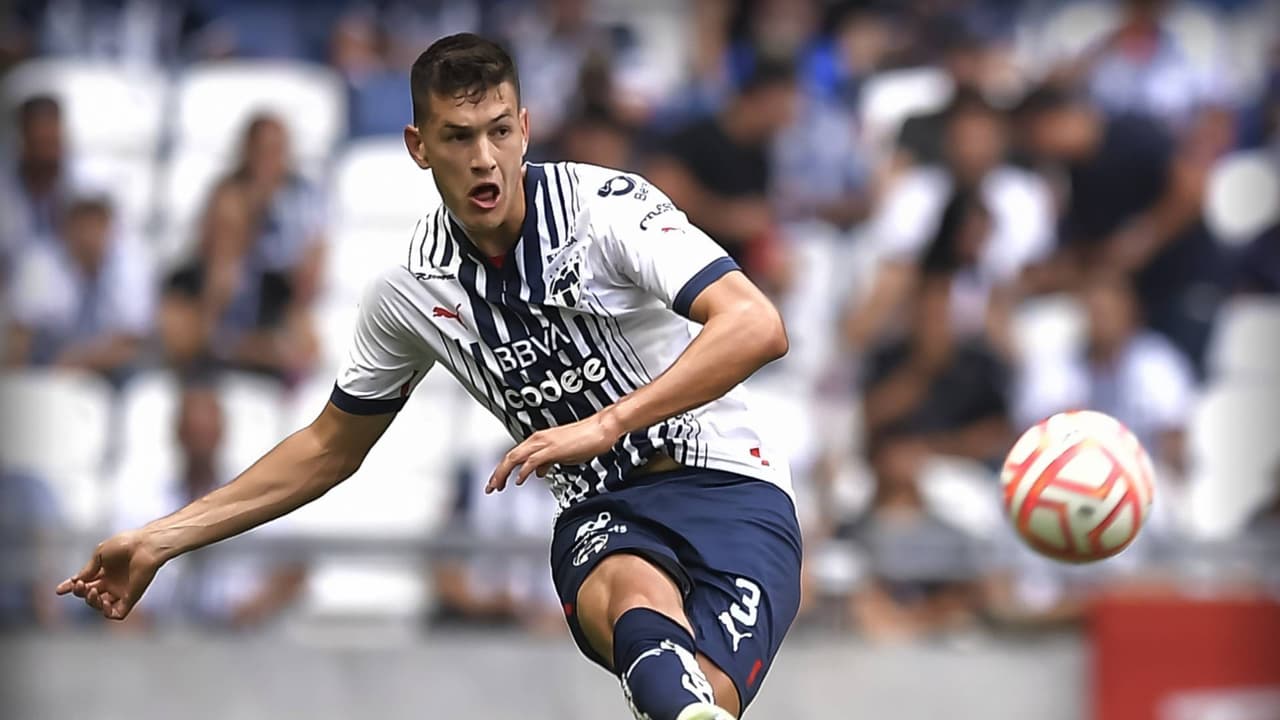 César Montes critica a Rayados por no dejarlo ir a Europa