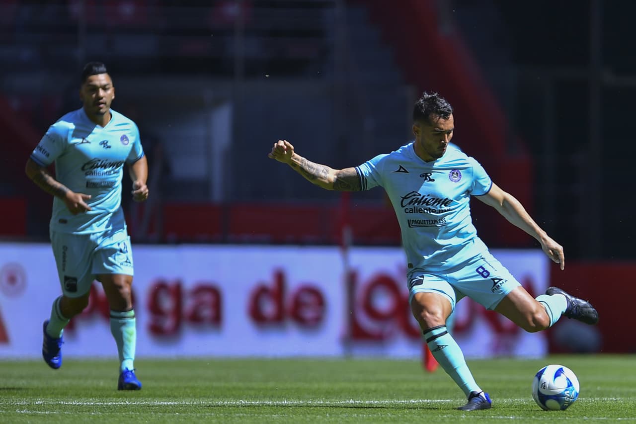 Toluca derrota a Mazatlan en el Nemesio Diez 4-1. Con un Hat-trick de Alexis Canelo y gol de Rubens Sambueza, los 'Diablos Rojos' se quedan con la victoria y los tres puntos. El único gol por parte del visitante, corrió a cargo de Camilo Sanvezzo al minuto 67, durante la quinta Jornada del Torneo Guard1anes 2021.