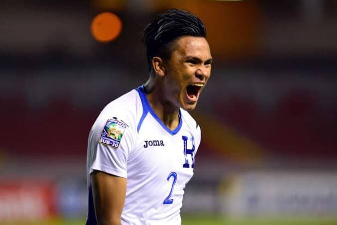 Pachuca anuncia fichaje de la joya hondureña Denil Maldonado