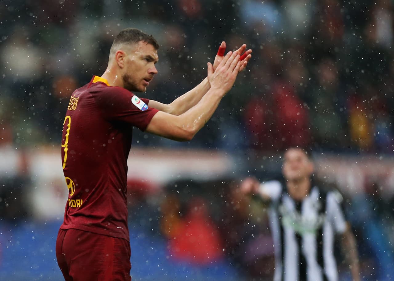 Tan solo detalles faltan para que Edin Dzeko deje la Roma y se sume como delantero de peso en el Inter de Milán.