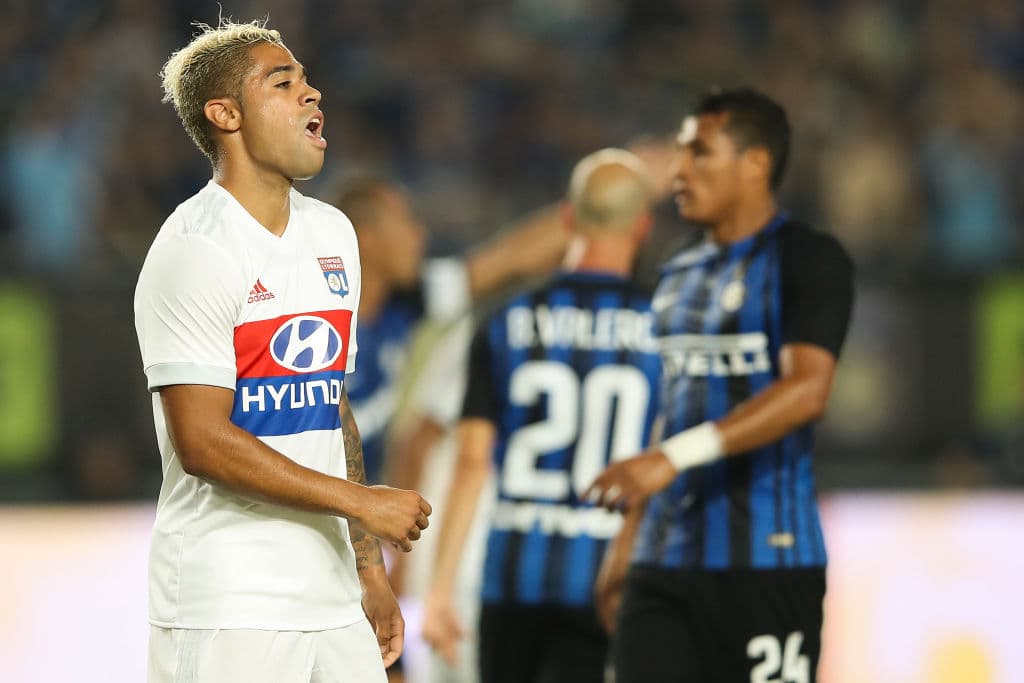 El atacante del Lyon Mariano Díaz está en los planes de Sevilla para reforzar su ataque, movimiento que dejaría un ingreso económico para Real Madrid.