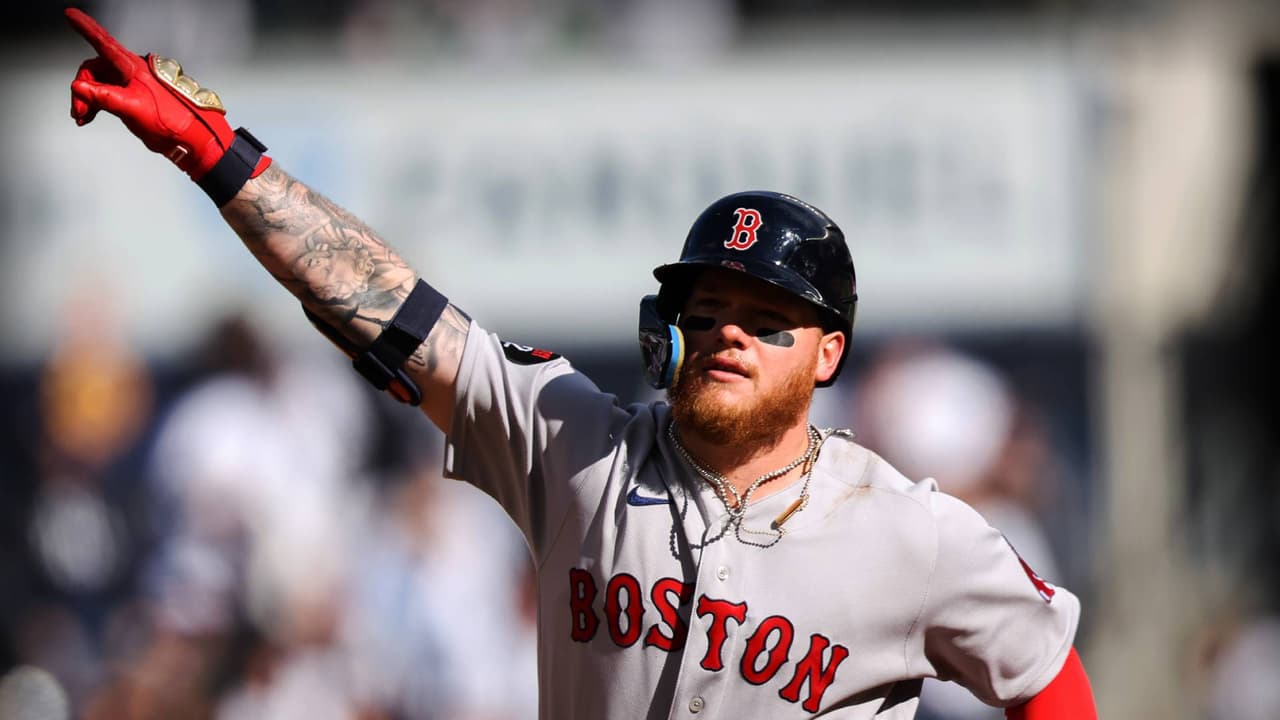 Alex Verdugo batea primer HR de la temporada para un mexicano