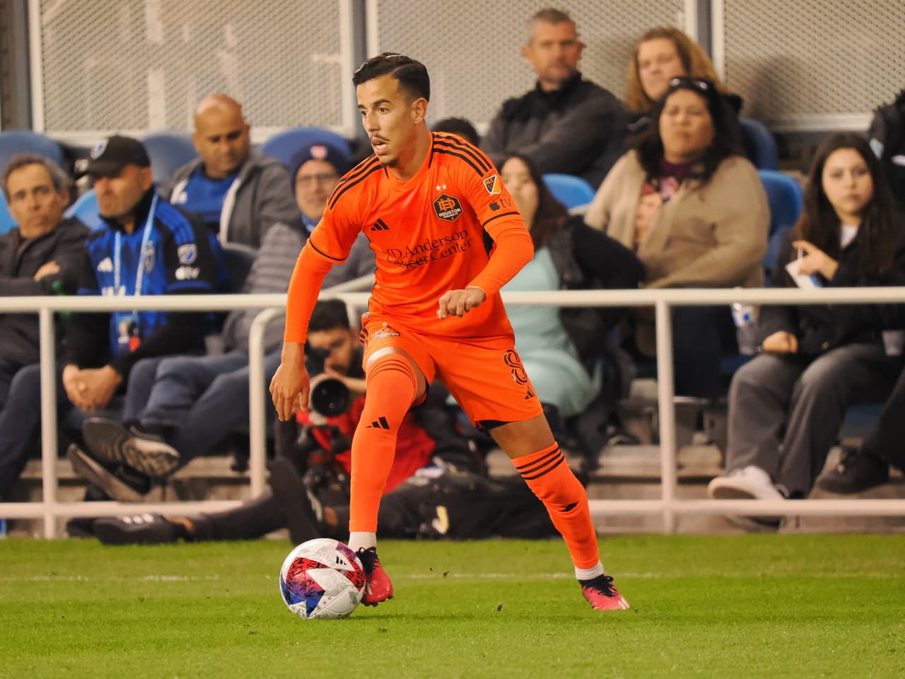 Delantero - AMINE BASSI (Houston Dynamo FC)