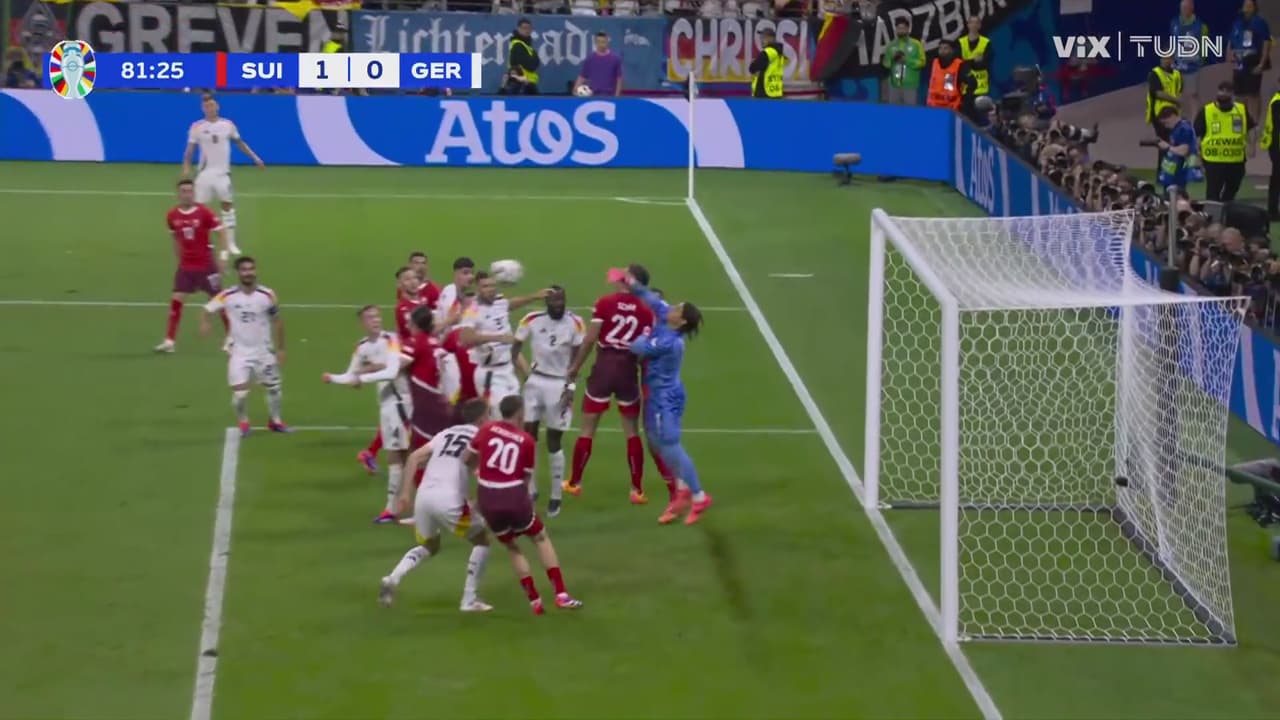 ¡Tiro-centro de Kroos y Sommer la saca con problemas para Suiza!