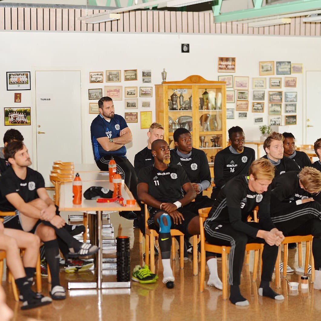 Además, participó gratamente de dos amistosos ante Suwalki Wigry y Riga RFS.