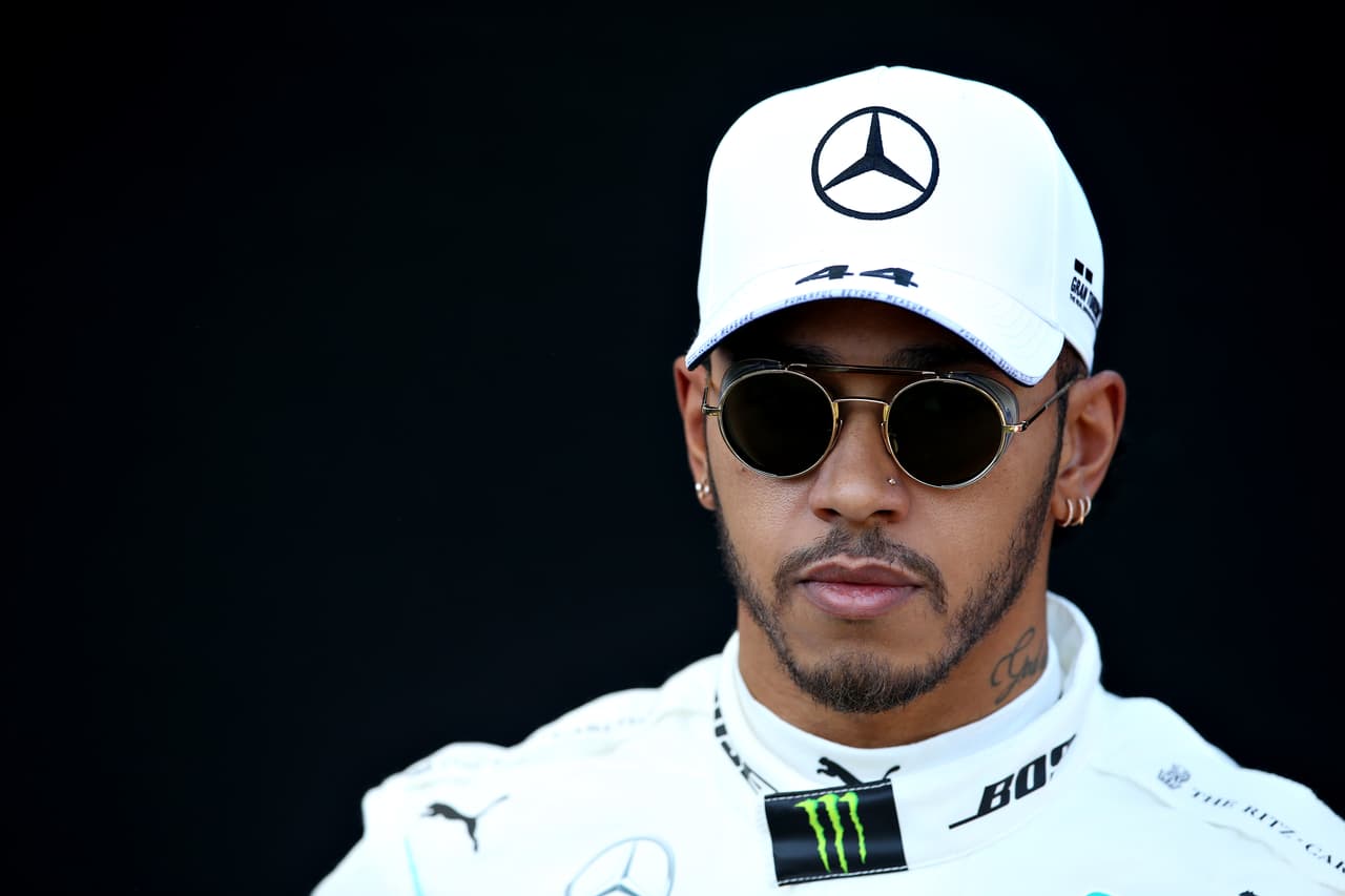 La Fórmula 1 se acerca cada vez más a su línea de partida y por ello la llegada de pilotos, sus momentos con los fanáticos y el ajuste de detalles hacen parte del previo del Gran Premio de Australia en Melbourne.