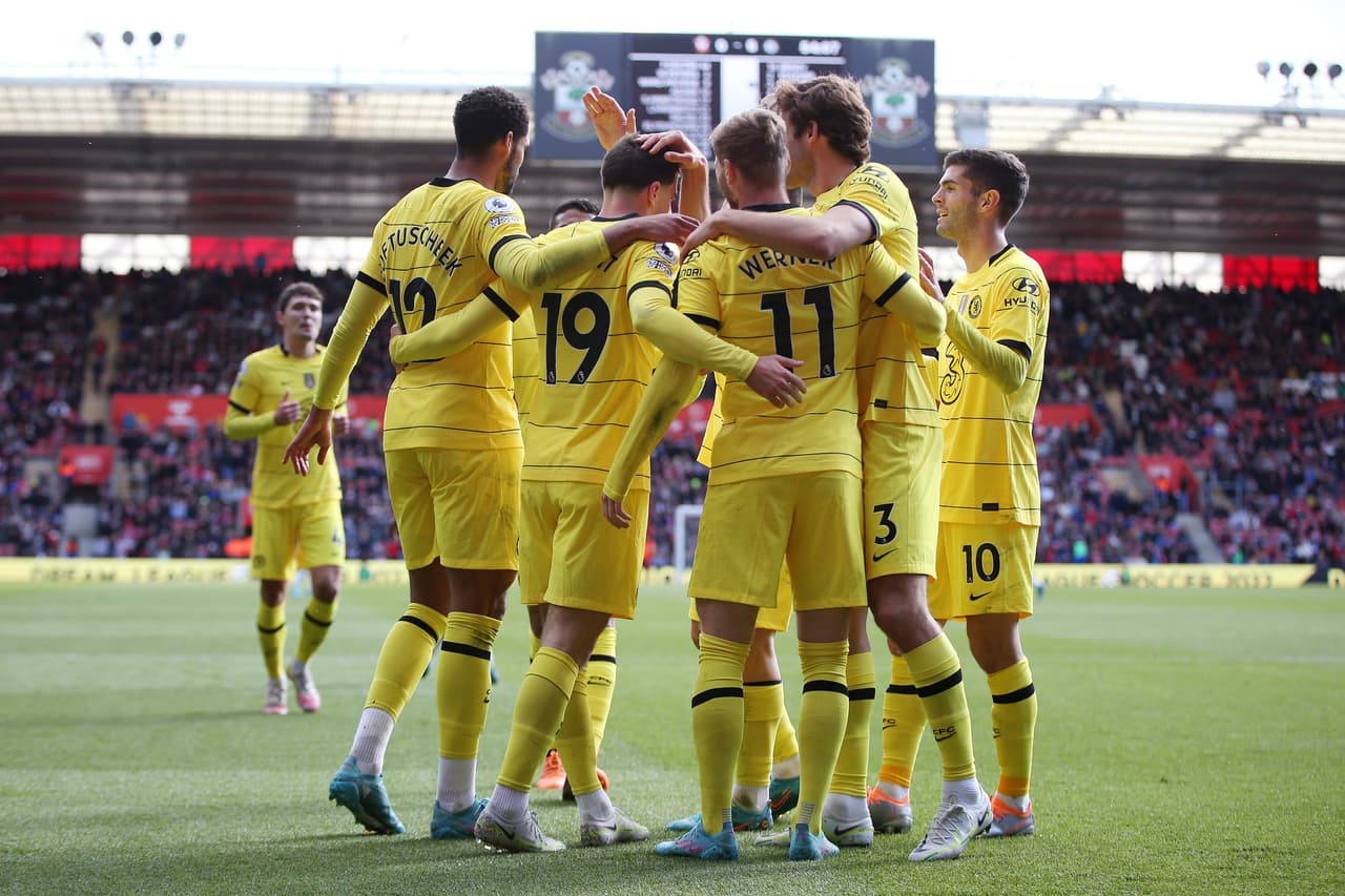 Chelsea aplastó 0-6 al Southampton.