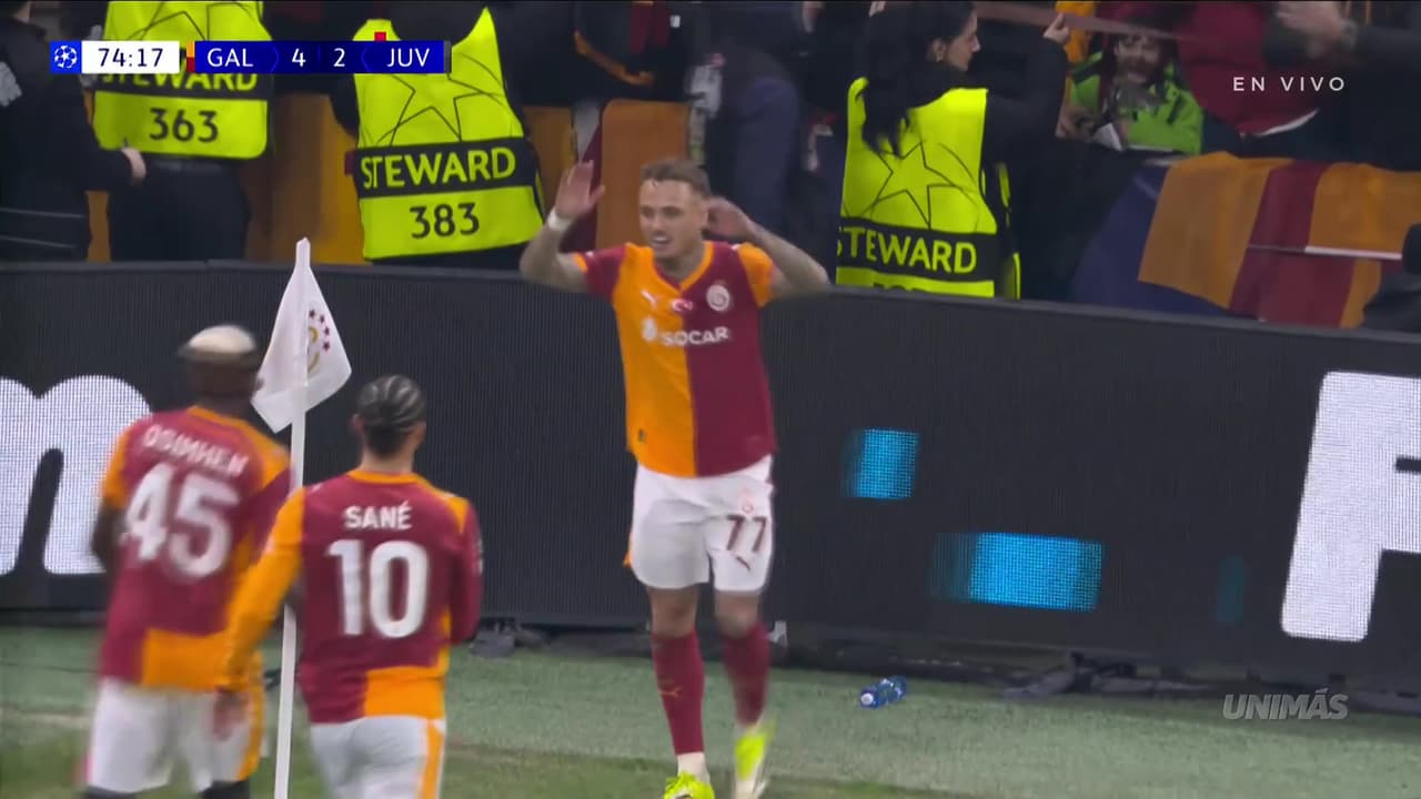 ¡Goleada en Estambúl! Golazo de Noa Lang que firma su doblete para el 4-2