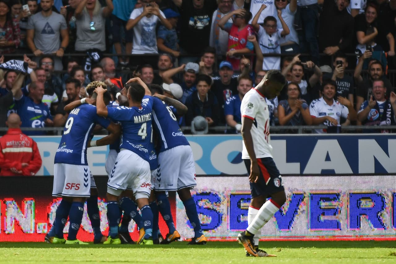 El 3-0 del Estrasburgo fue obra de Jeremy Grimm, ya con la escuadra de Bielsa muy desfondada.