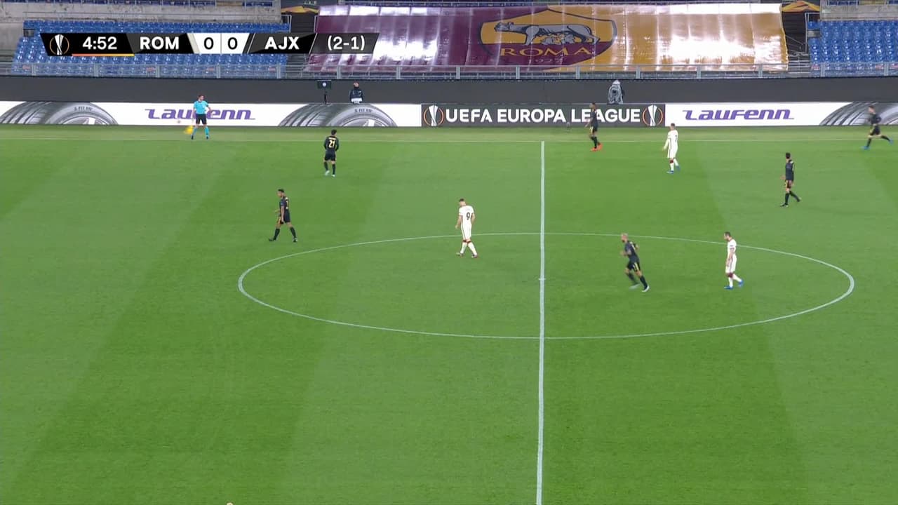 ¡TIRO ATAJADO! disparo por Lorenzo Pellegrini.