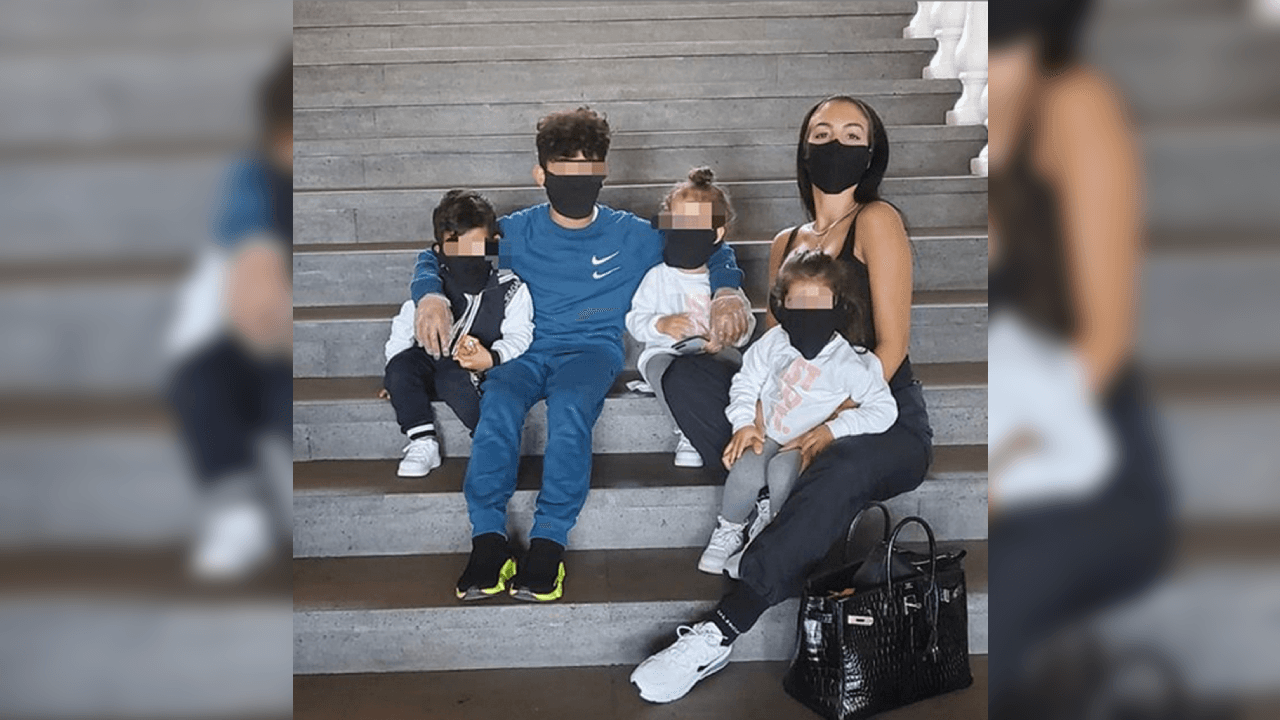 "Me he asociado con Bella+Canvas para donar 20.000 mascarillas a Nuevo Futuro Fundación Esfera. Grandes familias a las que admiro por su excelente labor y compromiso", confesó Georgina.