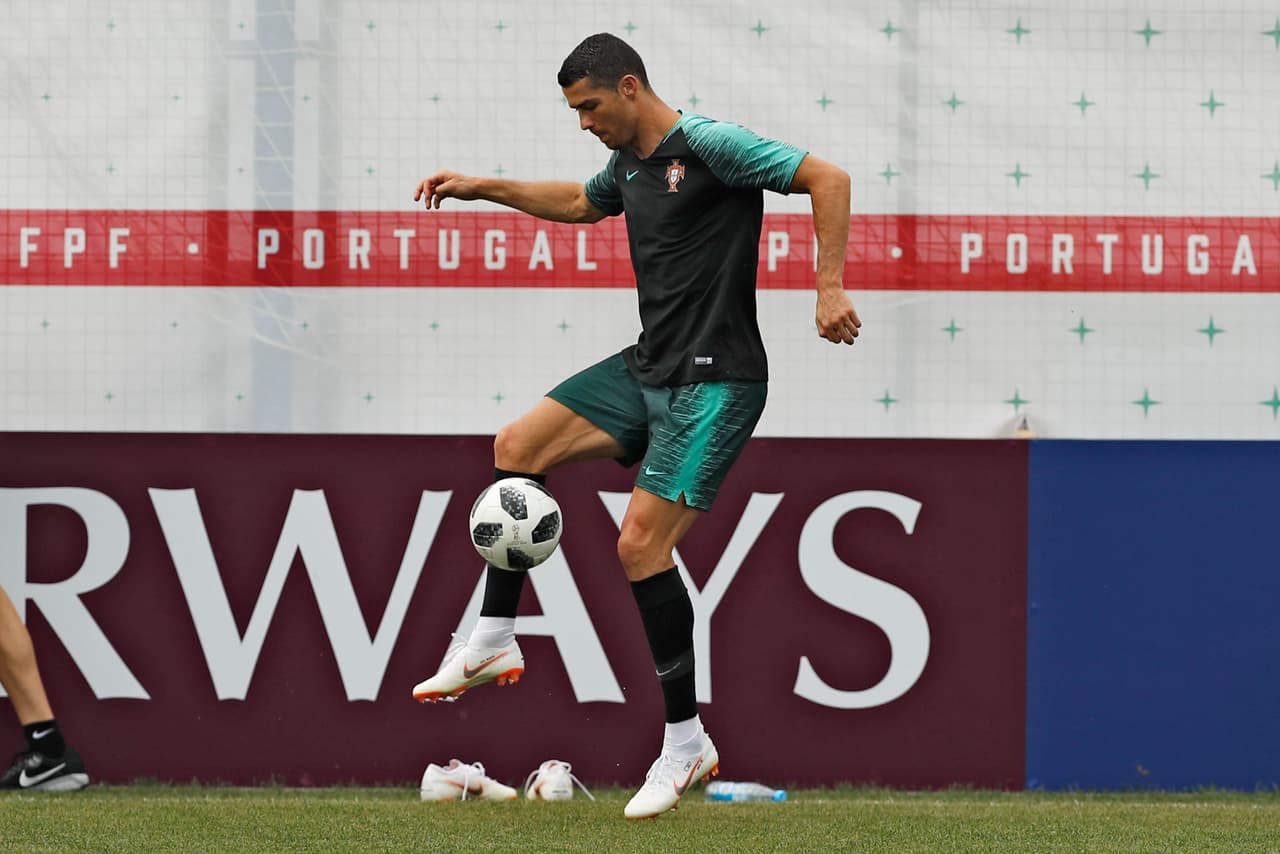 Después de tener una actuación histórica y que dio la vuelta al mundo, Cristiano Ronaldo vela armas junto con la selección de Portugal de cara a su segundo duelo mundialista contra Marruecos.