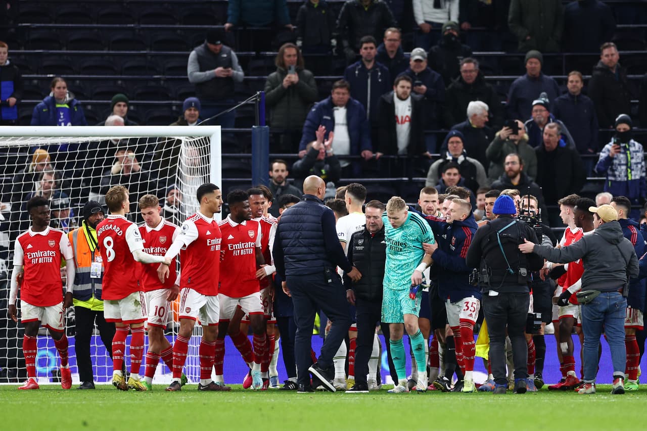 El duelo entre Tottenham y Arsenal dio de qué hablar