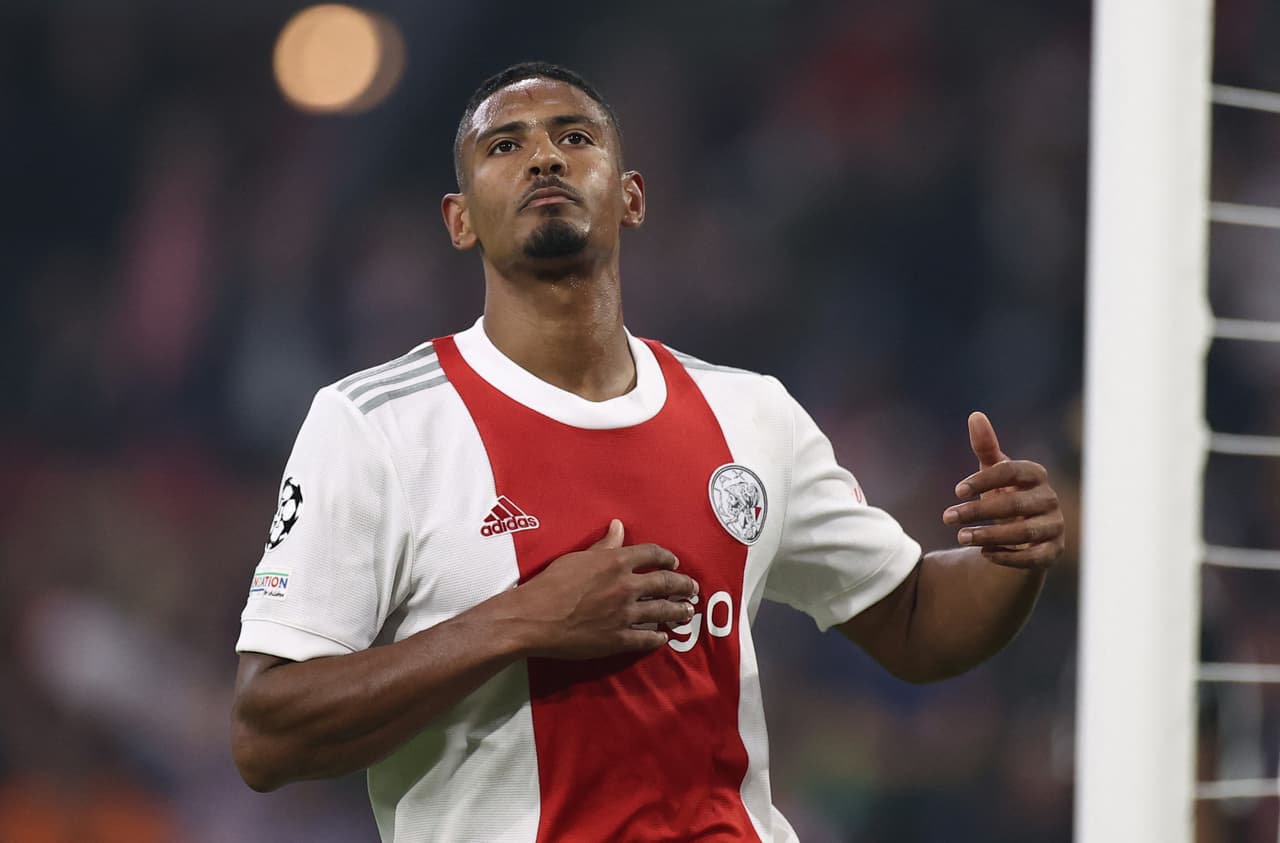 ¡Insólito! Haller igualó a Cristiano Ronaldo tras victoria de Ajax