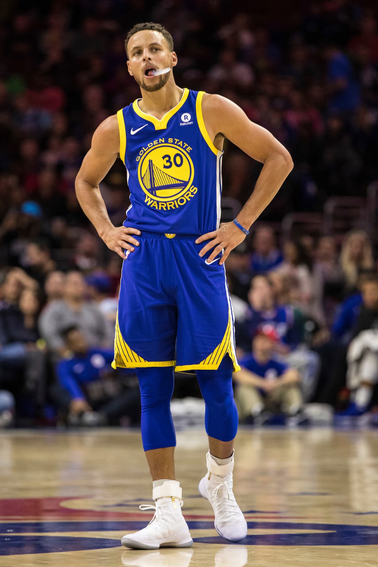 <b>1. Stephen Curry </b>(Golden Satet Warriors) - 34,682,550 millones de dólares.