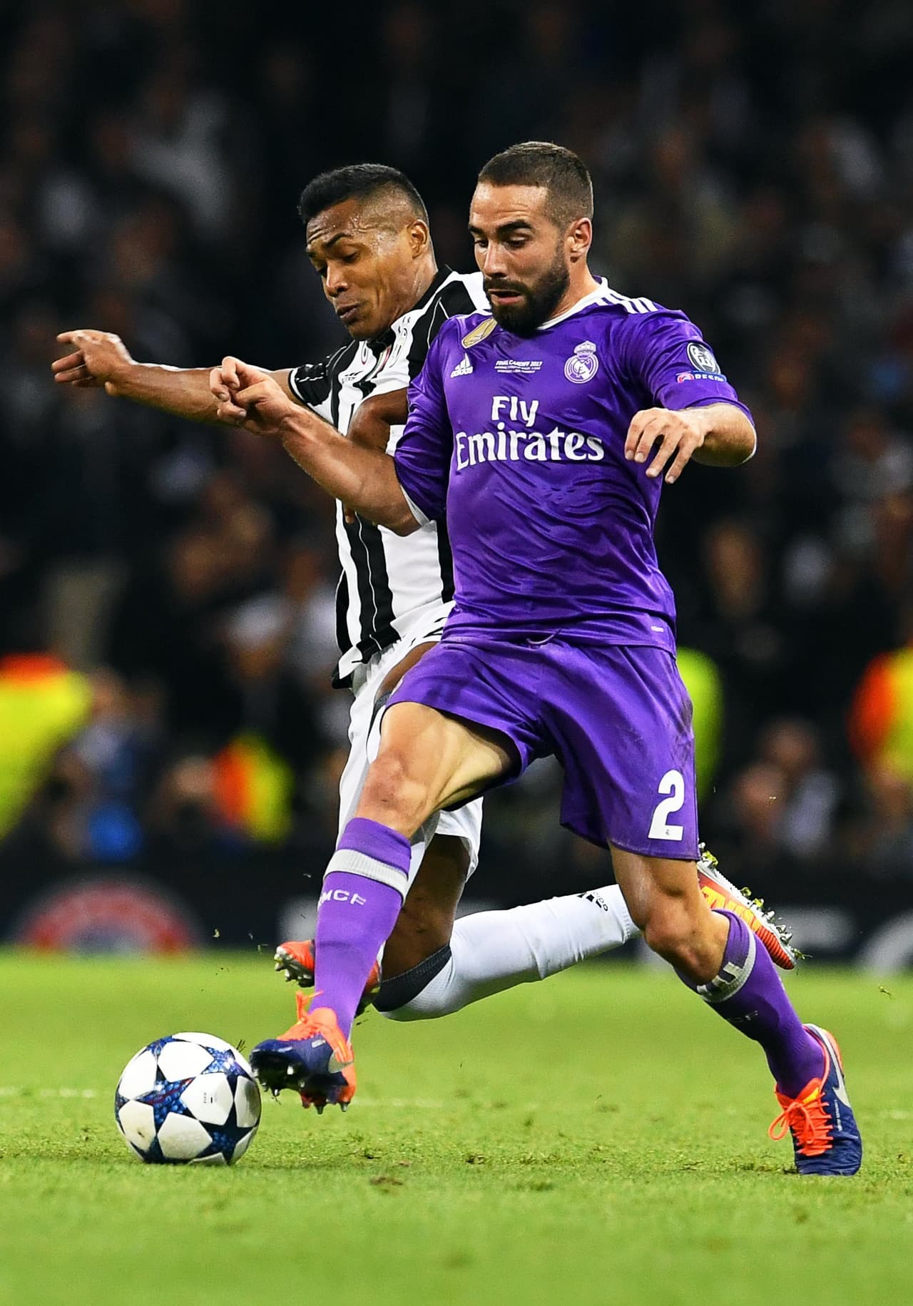 Quien le siguió a Ronaldo fue el lateral derecho Dani Carvajal. Colaboró con una asistencia, al portugués, y fue muy importante para detener los avances de Alex Sandro y Mario Mandzukic por su sector.