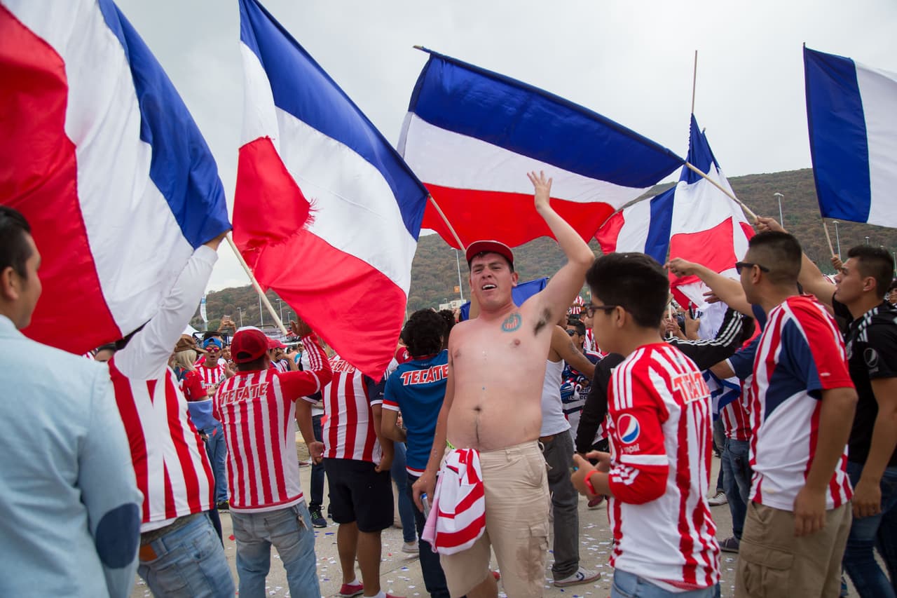 El colorido de la afición en la Jornada 14