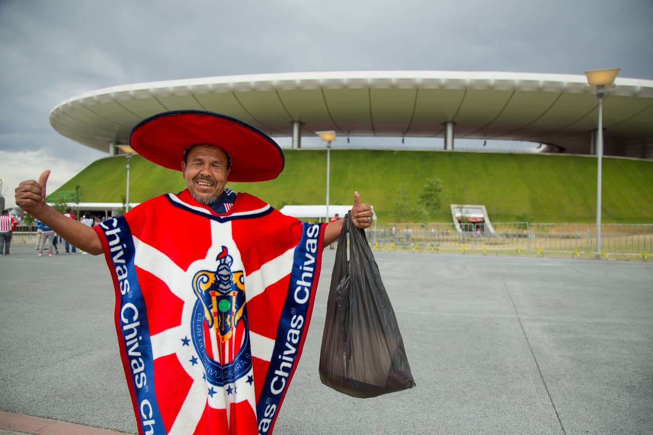 El colorido de la afición en la Jornada 14