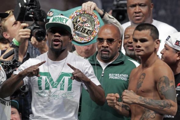 Floyd Mayweather Jr. y Marcos 'Chino' Maidana no tuvieron problemas con la báscula y están listos para su combate en el MGM Grand de Las Vegas.