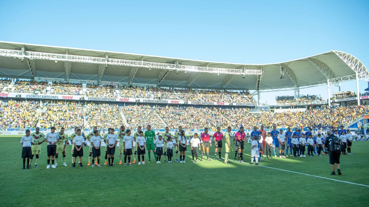 El Campeón de Campeones y la Supercopa MX se juegan en Estados Unidos.