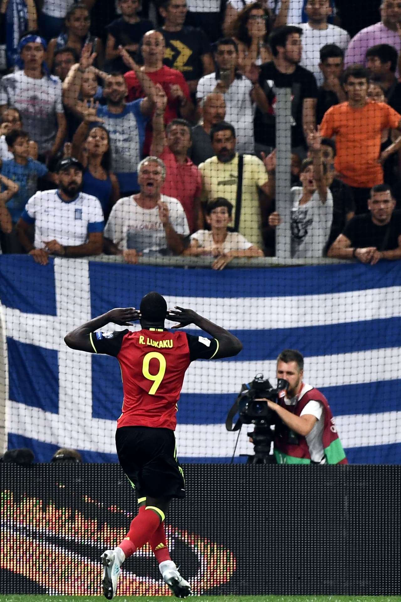 Tras el empate 1-1 de Zeca para Grecia al minuto 73, Lukaku adelantó nuevamente a Bélgica en el minuto 74.