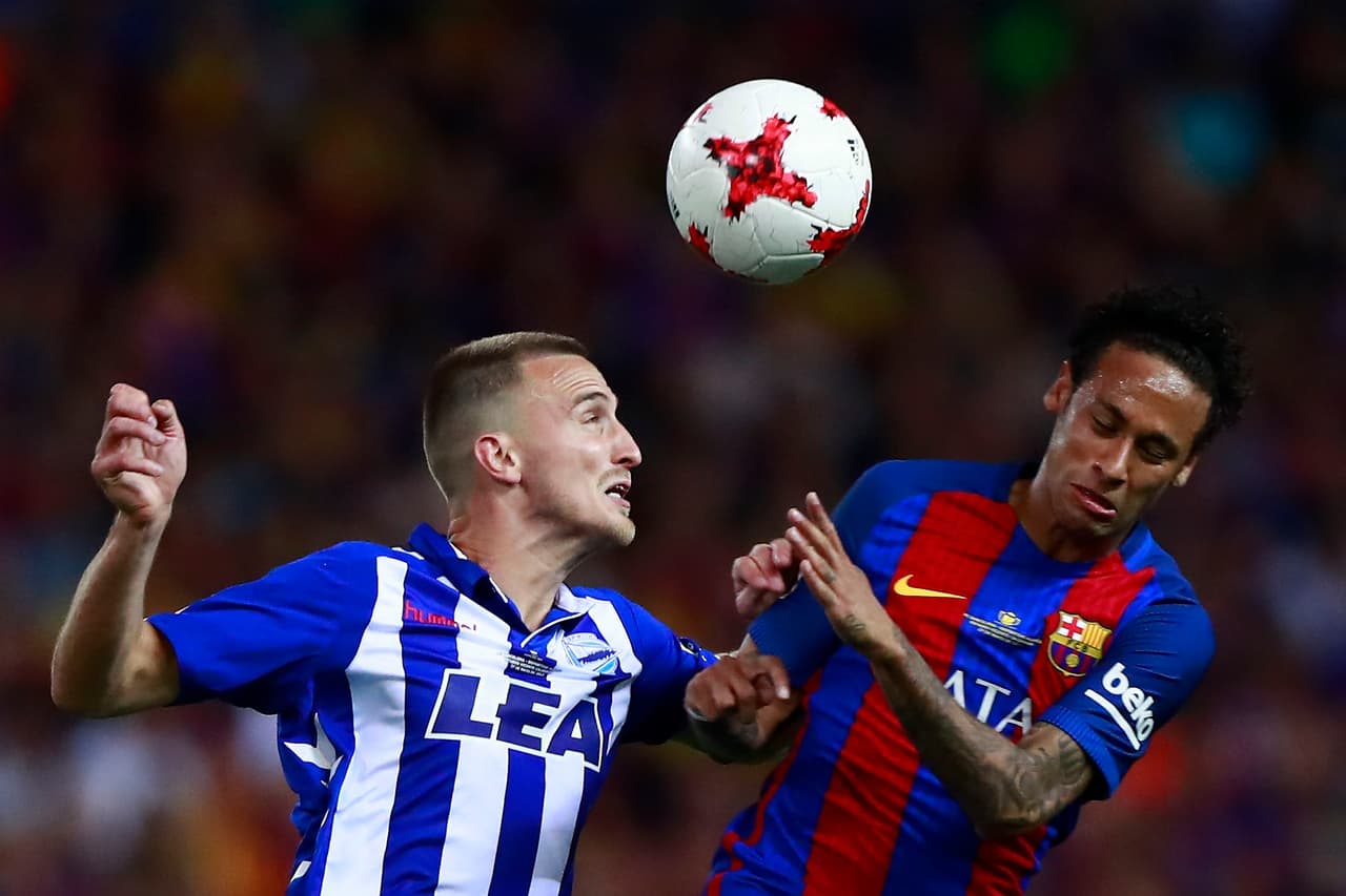 El defensor serbio Aleksandar Pantic fue una importante promesa en el Villarreal pero no renovó su contrato con el Cádiz y con 27 años es libre.