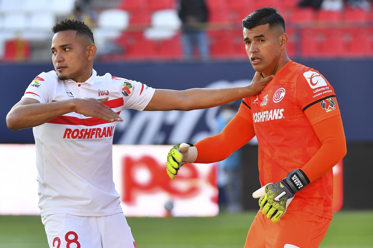 Con solitaria anotación de Camilo Sanvezzo al minuto cuatro, Toluca logra mantener su arco en ceros y vencen 0-1 al Atlético San Luis.