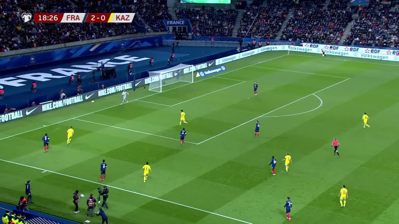 ¡TIRO ATAJADO! disparo por Erkin Tapalov.