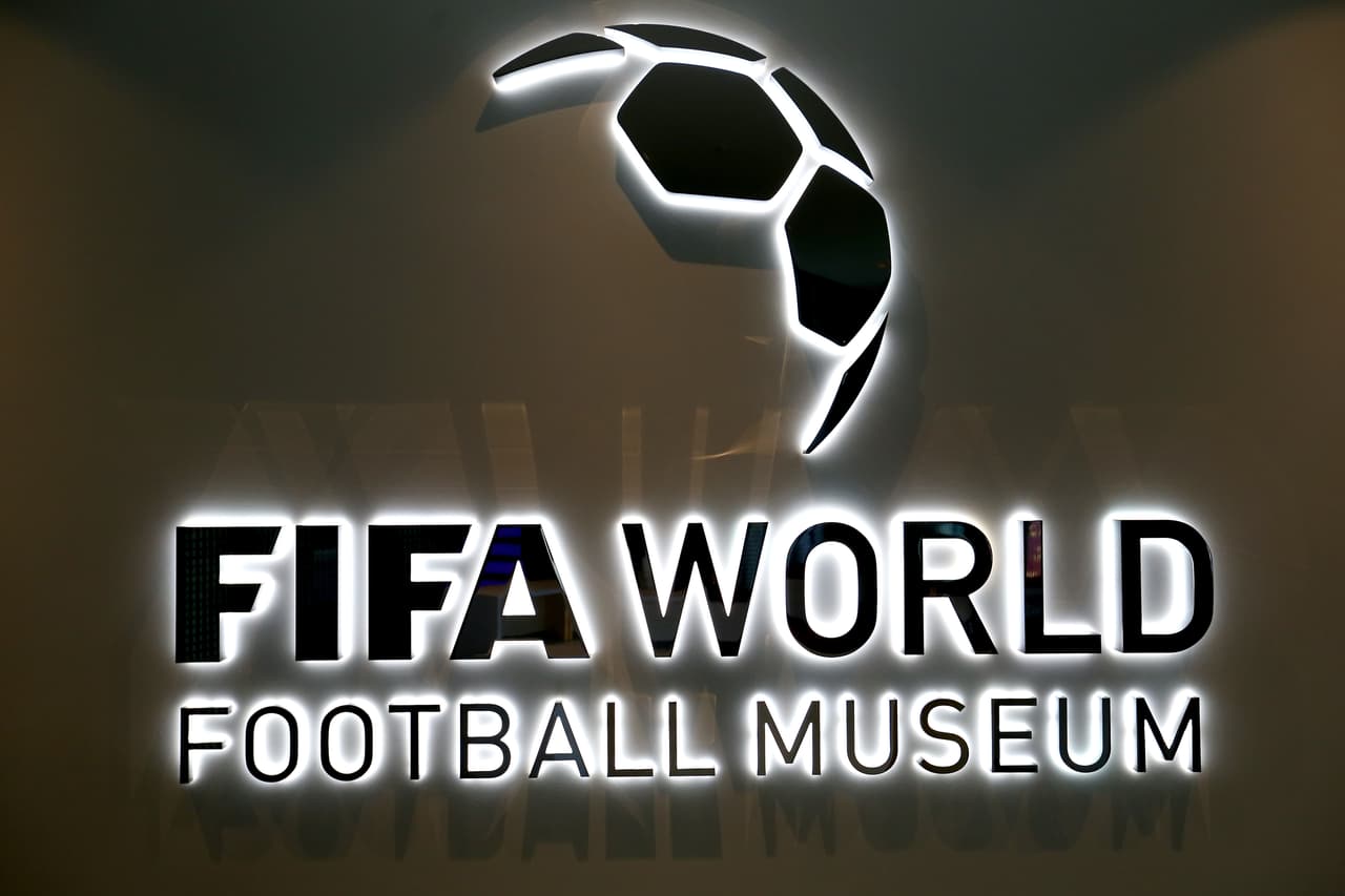 El recinto se ubica en Zúrich, Suiza y abrirá sus puertas el 28 de febrero donde los aficionados al balompié podrán atestiguar la evolución del fútbol internacional además de disfrutar de un universo multimedia interactivo y experimentar las emociones que despierta el fútbol.