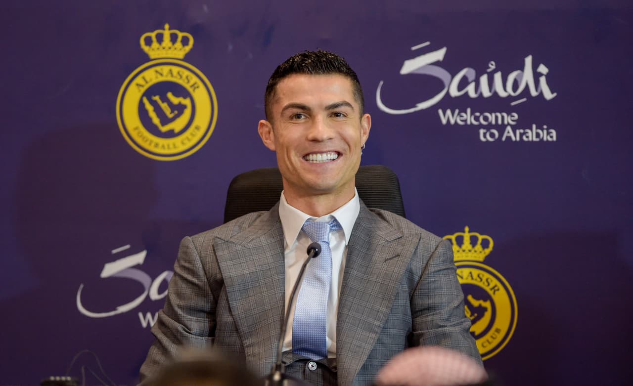 Cristiano Ronaldo: "Este contrato es único porque soy un jugador único"