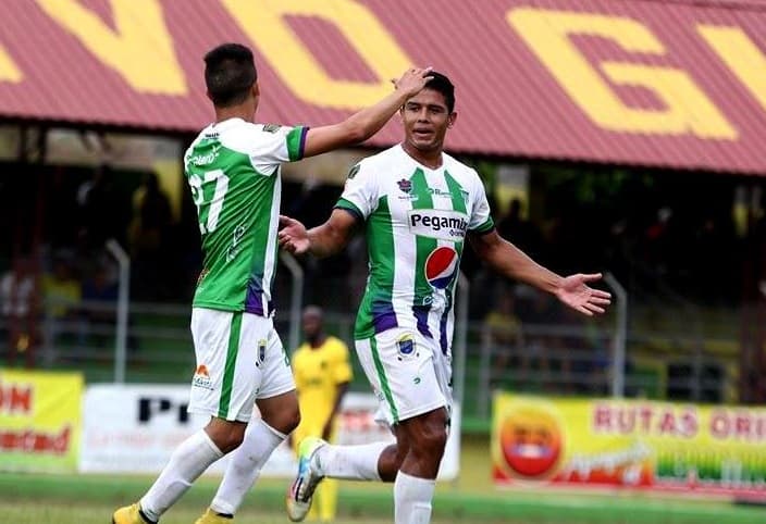 Antigua es líder y Comunicaciones sotanero en el fútbol guatemalteco
