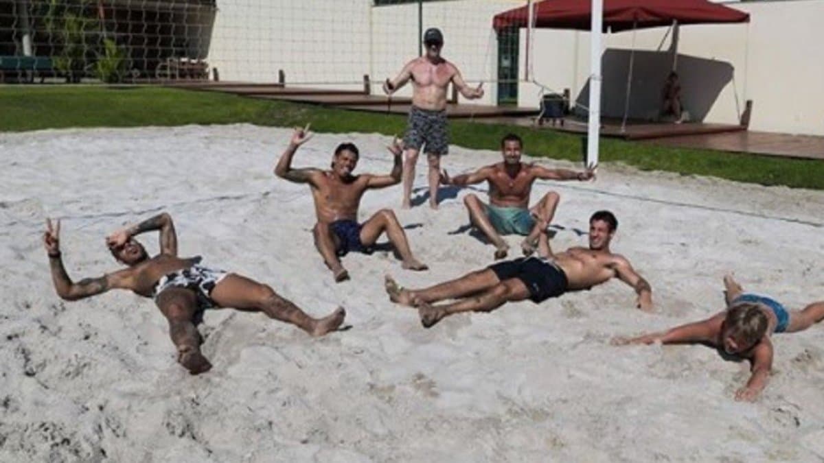 Neymar aclara polémica sobre la foto con amigos en cuarentena