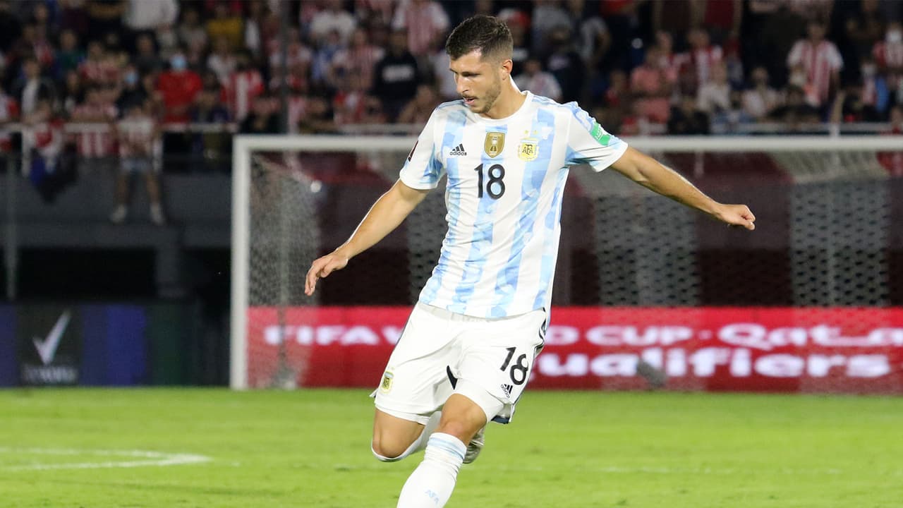 Manchester United y Betis negocian por Guido; América mantiene porcentaje de su carta