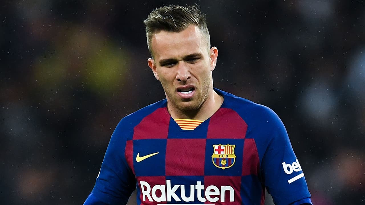 Barcelona niega la entrada a Arthur al Camp Nou por miedo a contagio